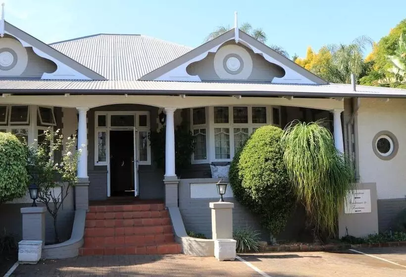 ペンション Oxford Lodge Vryheid