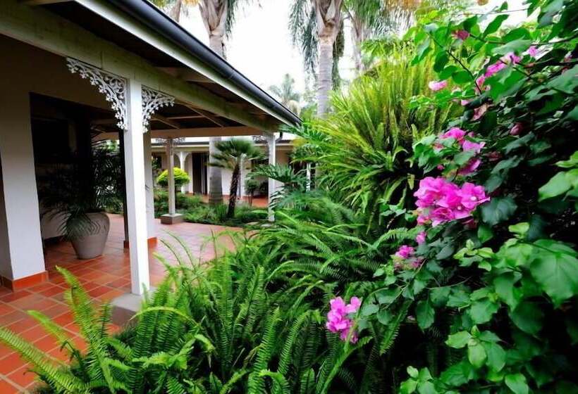 膳宿费 Oxford Lodge Vryheid