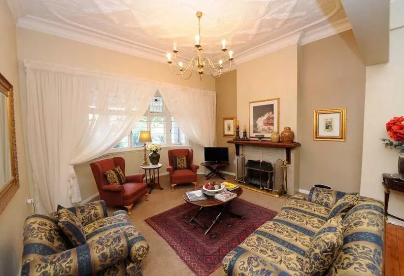 ペンション Oxford Lodge Vryheid