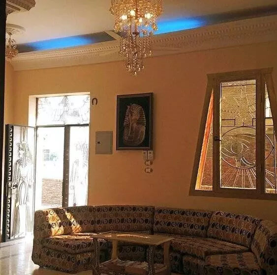 Pyramids Luxor Hotel & Spa