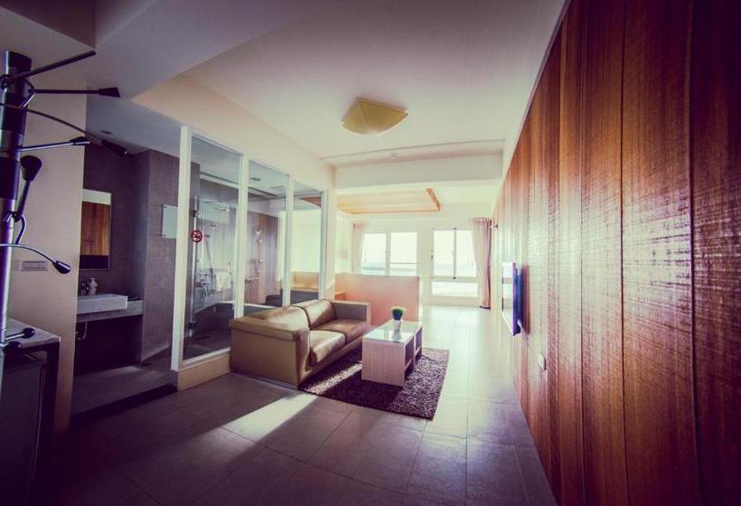 Sasa Nor Lamour B & B