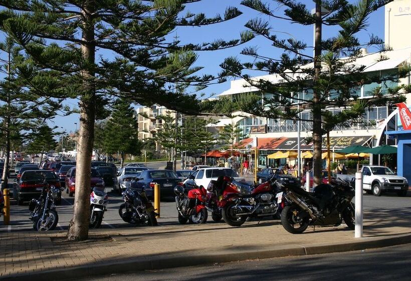 Scarborough & Absolutely Beachfront