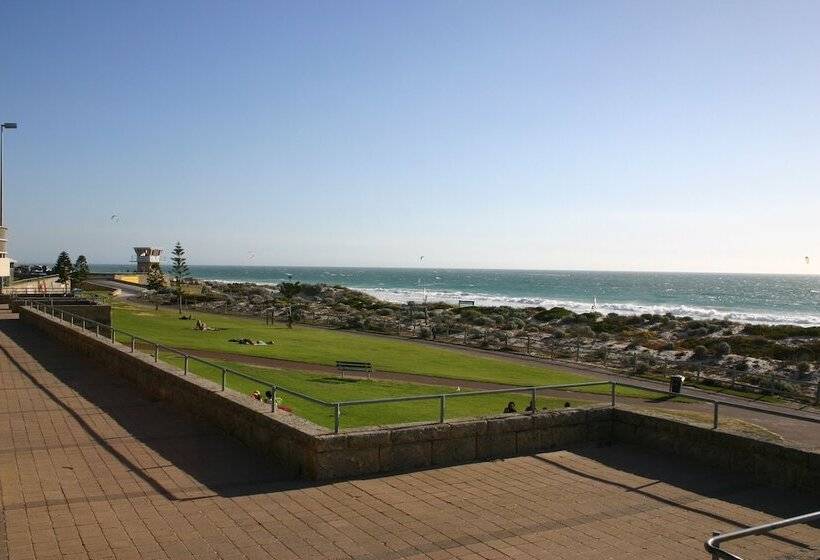 Scarborough & Absolutely Beachfront