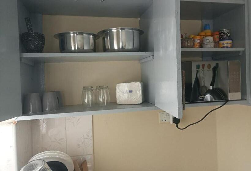 تختخواب و صبحانه Lucky Homes 10min To Nairobi Cbd