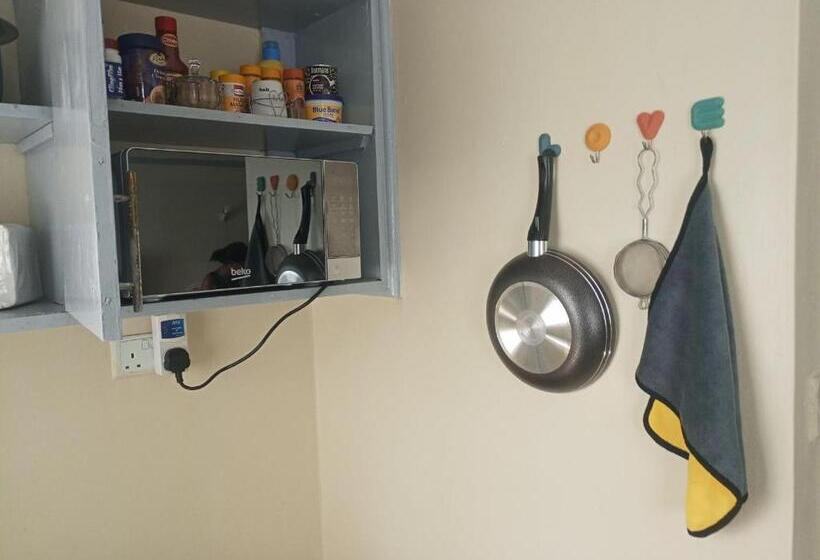 تختخواب و صبحانه Lucky Homes 10min To Nairobi Cbd