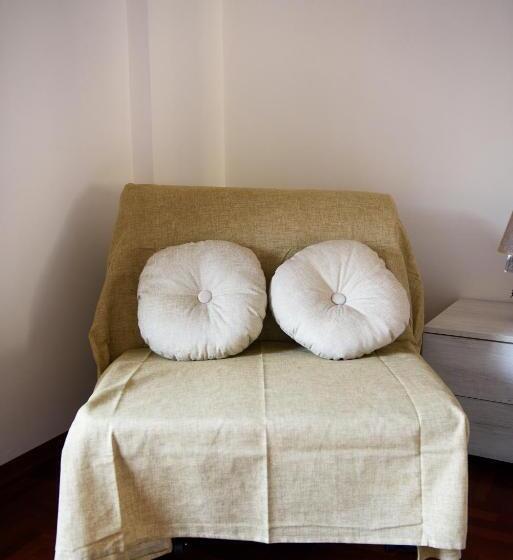 تختخواب و صبحانه Sallù Boutique