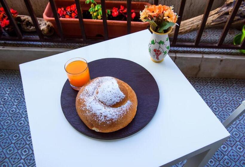 تختخواب و صبحانه Sallù Boutique