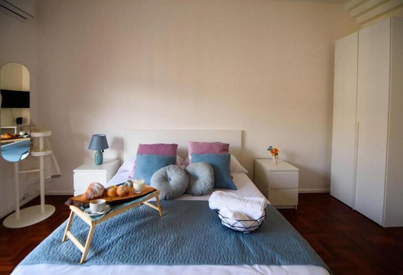 تختخواب و صبحانه Sallù Boutique