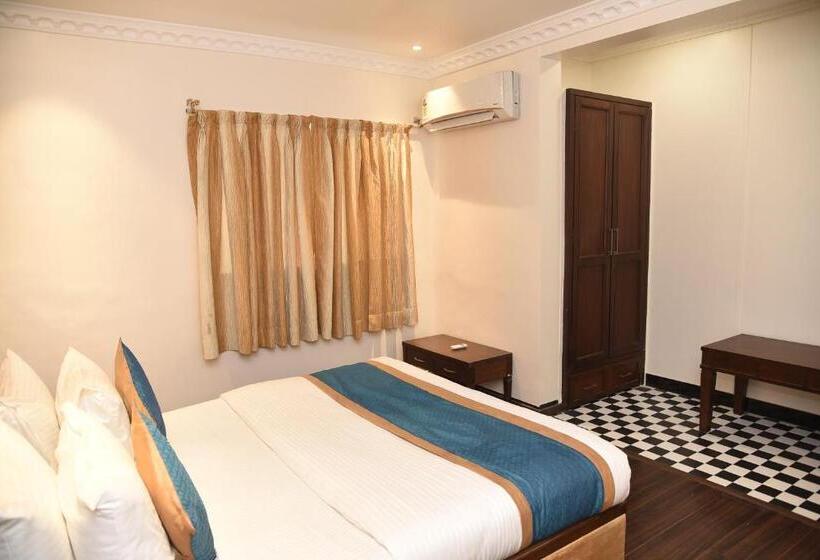 Hotel Belair Suites Pune
