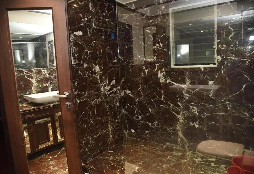 Hotel Belair Suites Pune