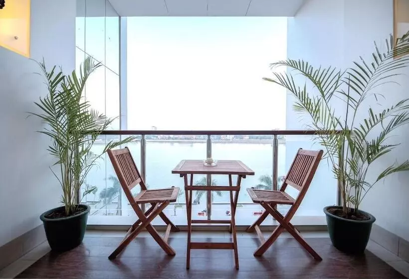 ホテル Blue Crystal Boutique