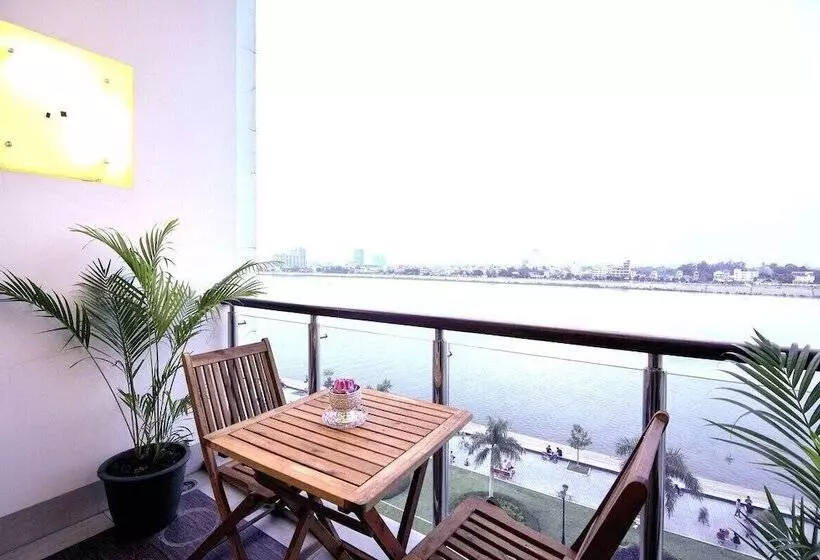 ホテル Blue Crystal Boutique