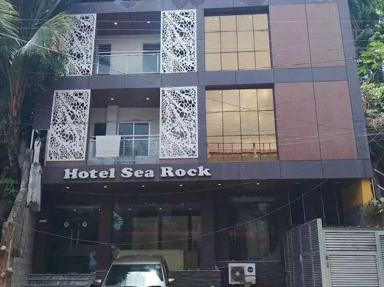 هتل Sea Rock