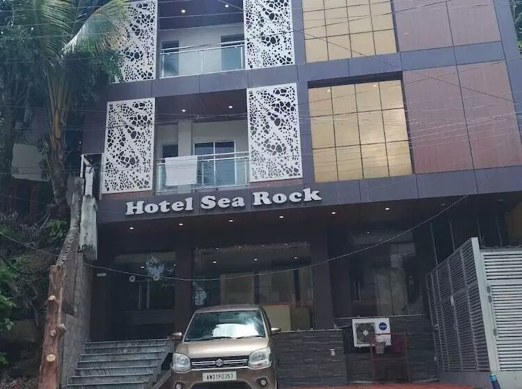 هتل Sea Rock