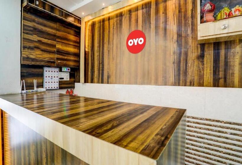 Oyo Flagship 81525b Hotel Avenue