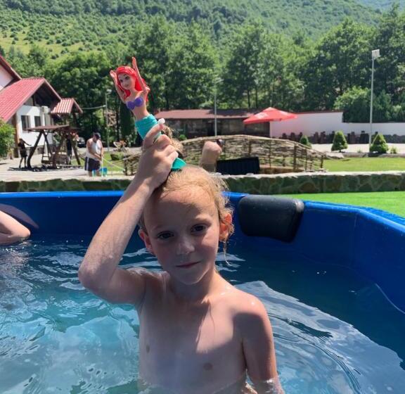 פנסיון Lacul De Argint