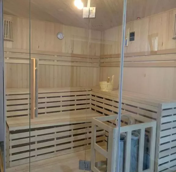 Majatalo Lacul De Argint