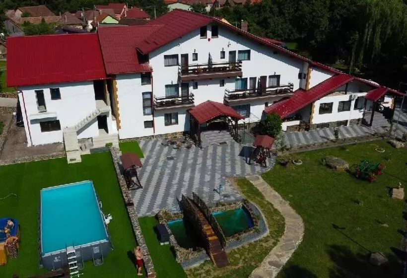 Majatalo Lacul De Argint