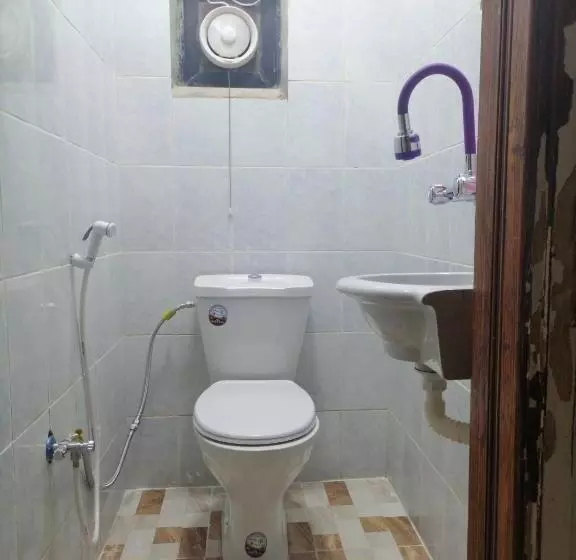 Petra Glamour Hostel