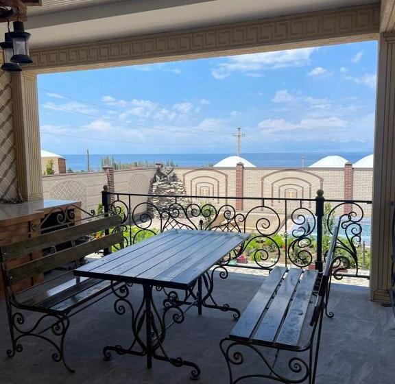 استراحتگاه Chinar