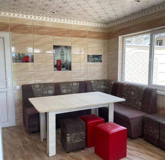 استراحتگاه Chinar