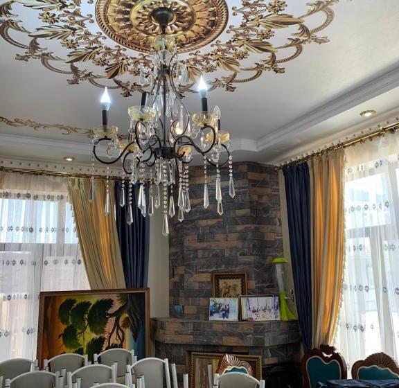 استراحتگاه Chinar