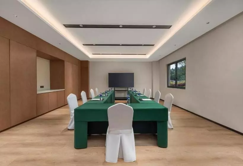 ホテル Holiday Inn Express Wawu Mountain, An Ihg