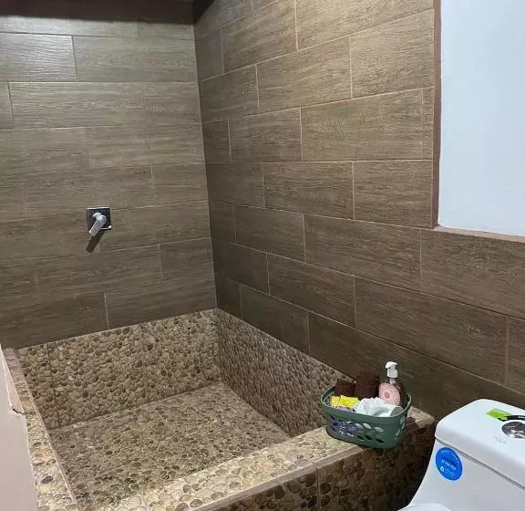 هتل Casa Alejandro De Los Caballeros