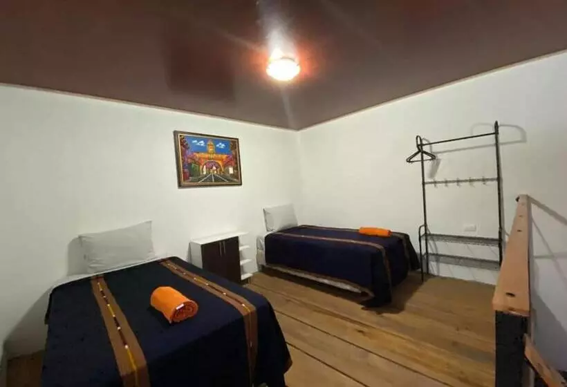 هتل Casa Alejandro De Los Caballeros