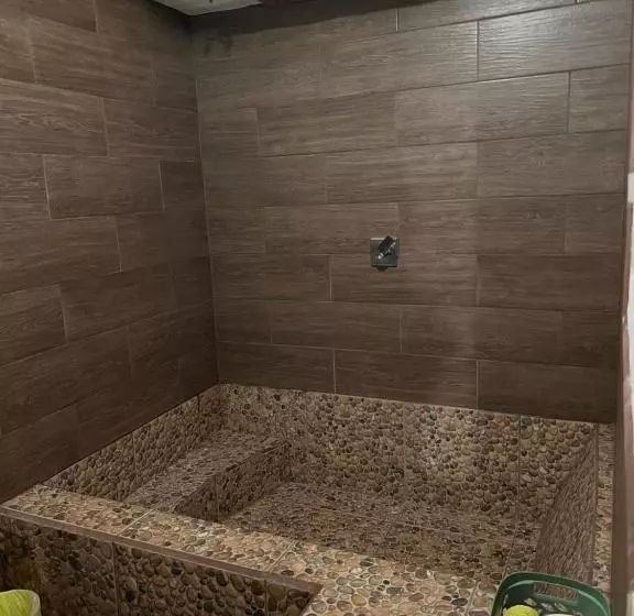 هتل Casa Alejandro De Los Caballeros