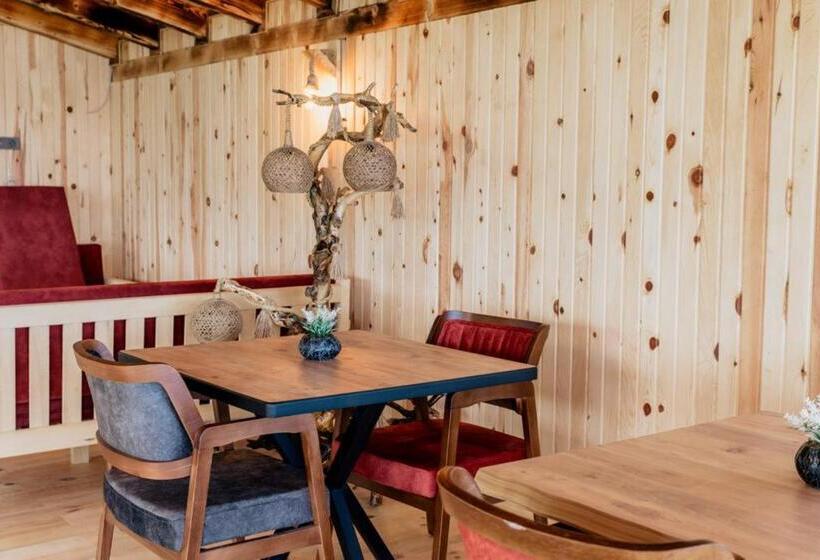 فندق Mavera Suit Bungalow