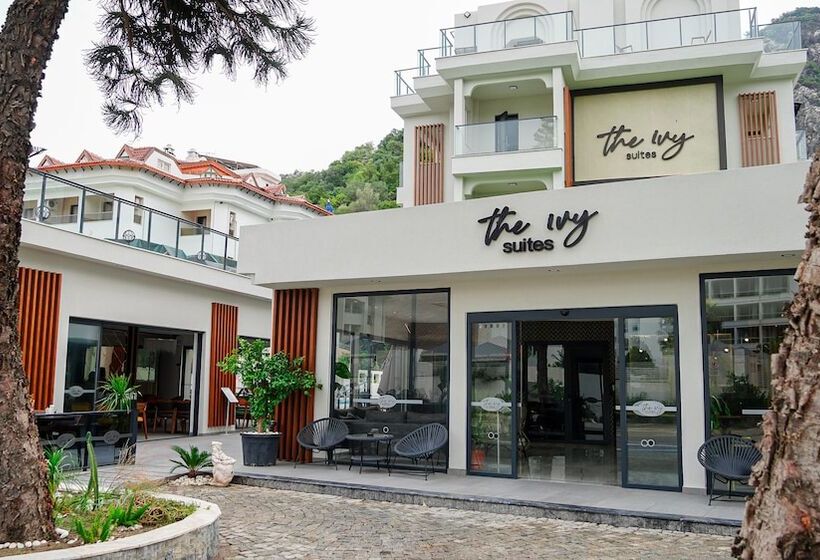 Отель The Ivy Suites