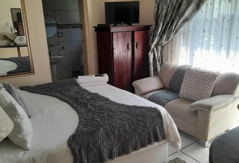 צימר Umqhele Guest Lodge