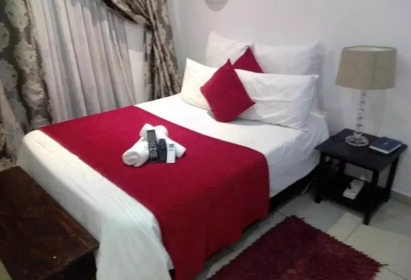 ベッドアンドブレックファースト Umqhele Guest Lodge