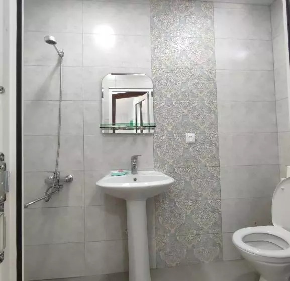 پانسیون Ananuri Cottages