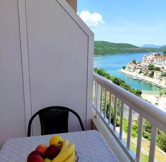 پانسیون Apartments And Rooms Breeze