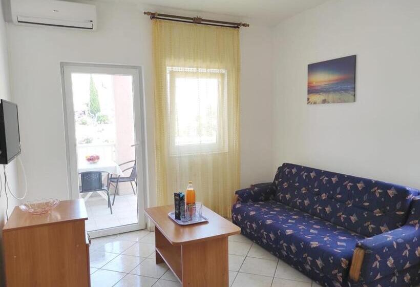 پانسیون Apartments And Rooms Breeze