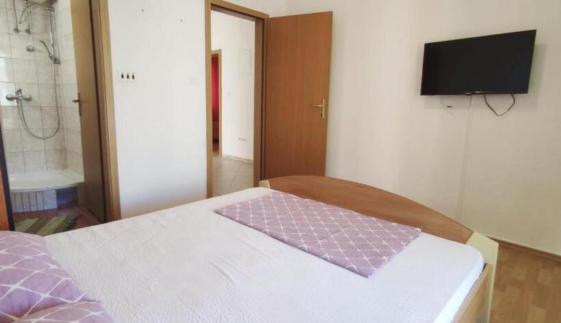 پانسیون Apartments And Rooms Breeze