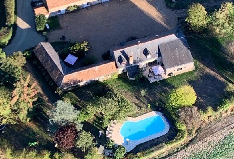 بنسيون Charmant Logement Avec Piscine Et Table D Hôtes, Proche De Solesmes Et De L Abbaye.   Fr 1 410 407