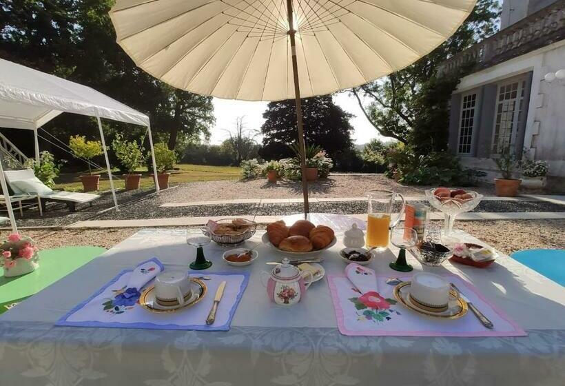 住宿加早餐  La Suite Venise Au Château De Saint André