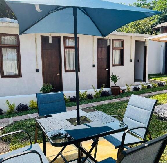 Pensionat Hostel Gautamas Guest Rooms