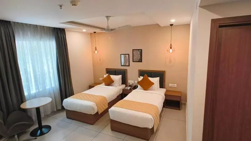 Hotelli Challiyil Castle