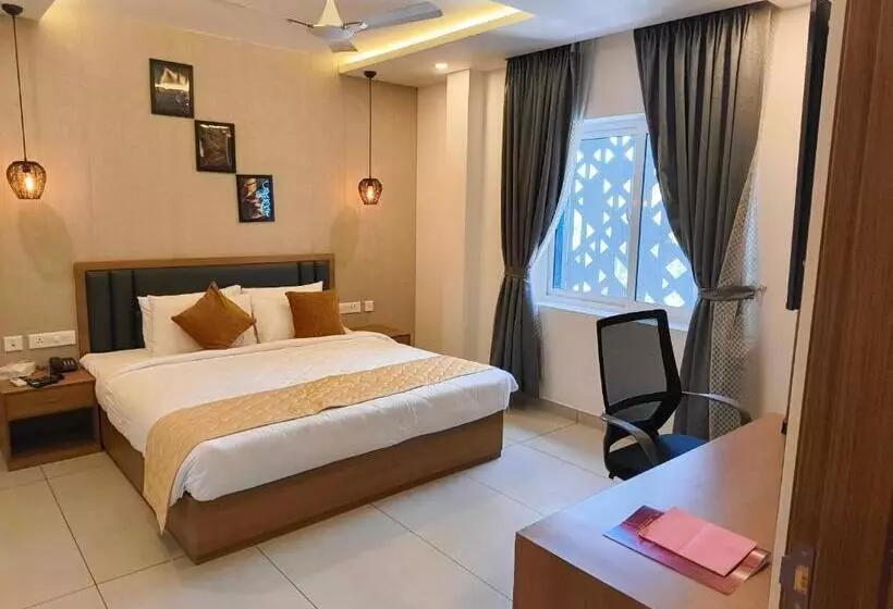 Hotelli Challiyil Castle