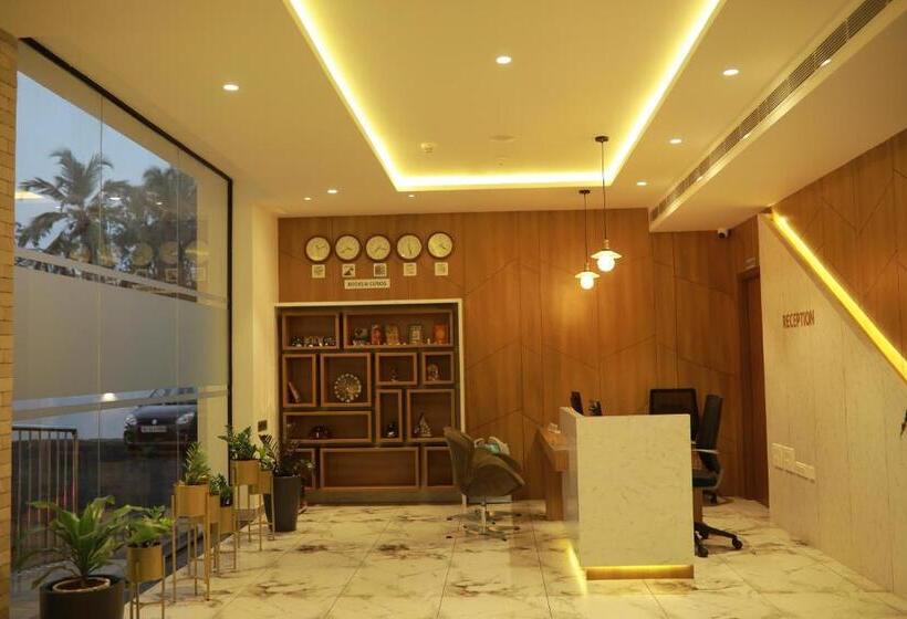 בית מלון כפרי Challiyil Castle