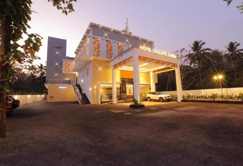 Hotelli Challiyil Castle