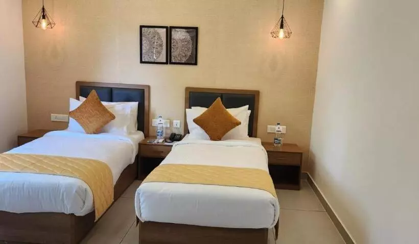 Hotelli Challiyil Castle