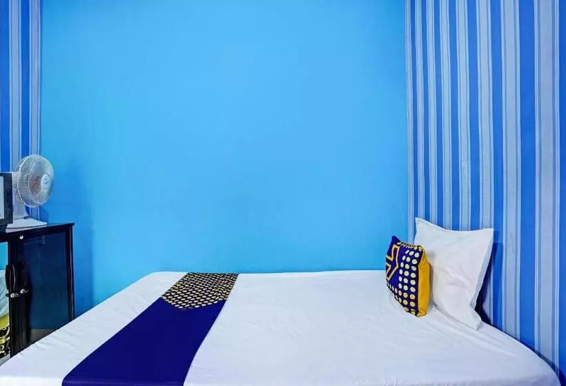 هتل Spot On 92673 Gang Songo Syariah Homestay