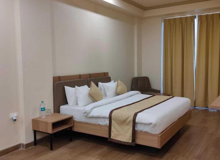 ホテル The Golf 1