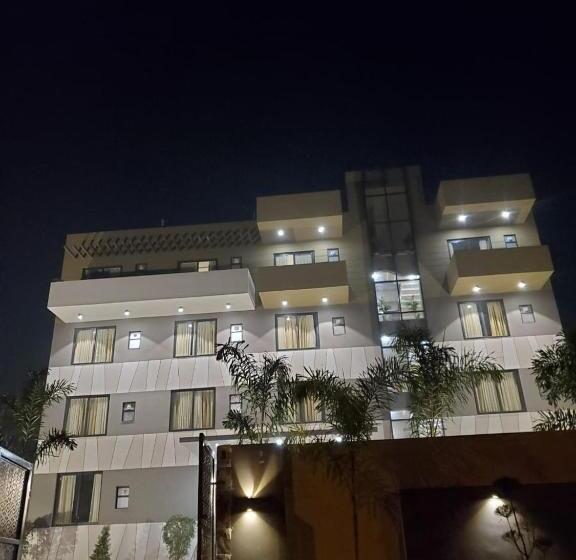 ホテル The Golf 1