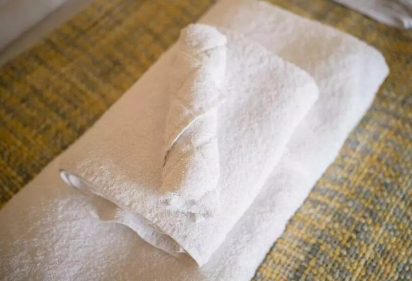 Retkeilymaja The Old Thatch Inn